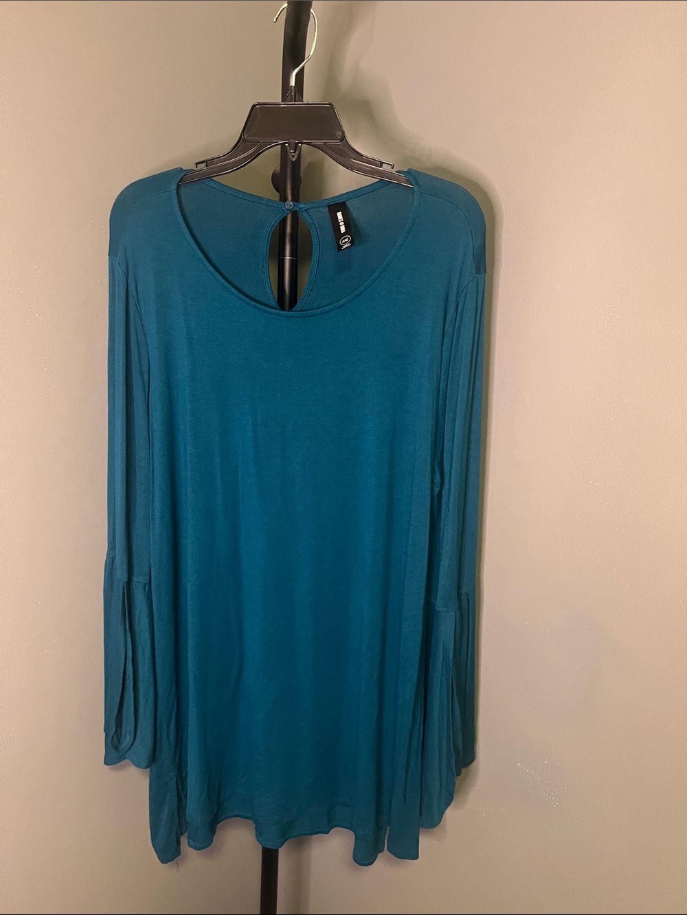 Agnes & Dora Teal Long Sleeve Scoop Neck Tunic